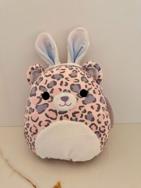 Original Squishmallows 8” Dallas The Pink Leopard